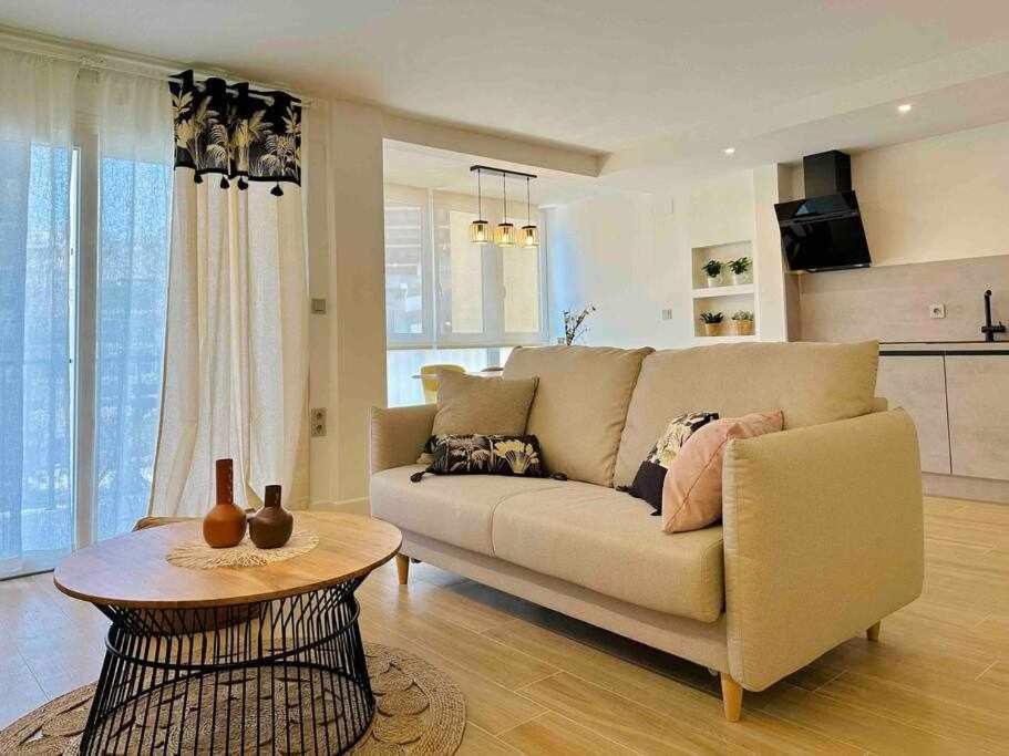Pepes 3 & Parking Apartament